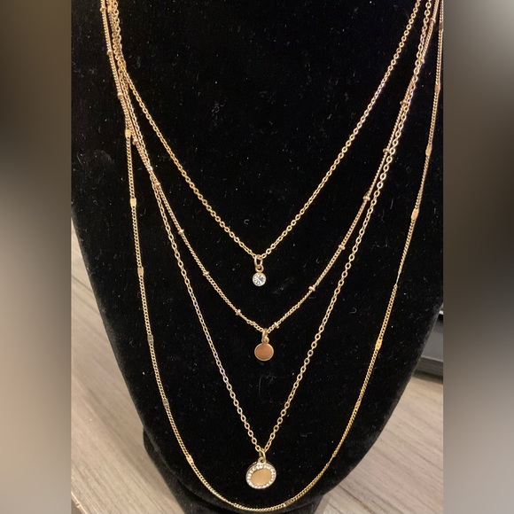 Gold Layered Necklace Set with Delicate Chains and Pendants - Picture 2 of 4
